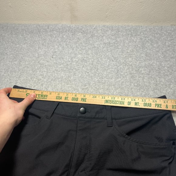 Lululemon Pants Mens 34x31 Black Chino ABC Pant Classic Mid Rise Four Way Stretc - Picture 2 of 11